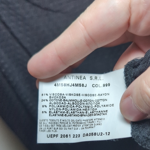 Giorgio Armani Black Textured Knit Camisole Top Women's Size L* - Picture 2 of 4